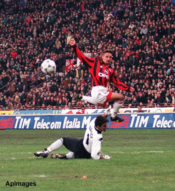 E Roberto Baggio? Giocò nel Milan dal 1995 al 1997. Ap